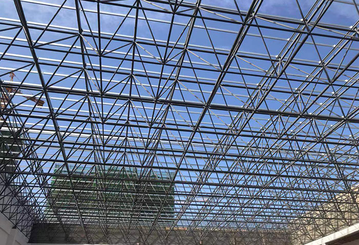 怀化管桁架结构在高速公路等桥梁工程中的应用分析